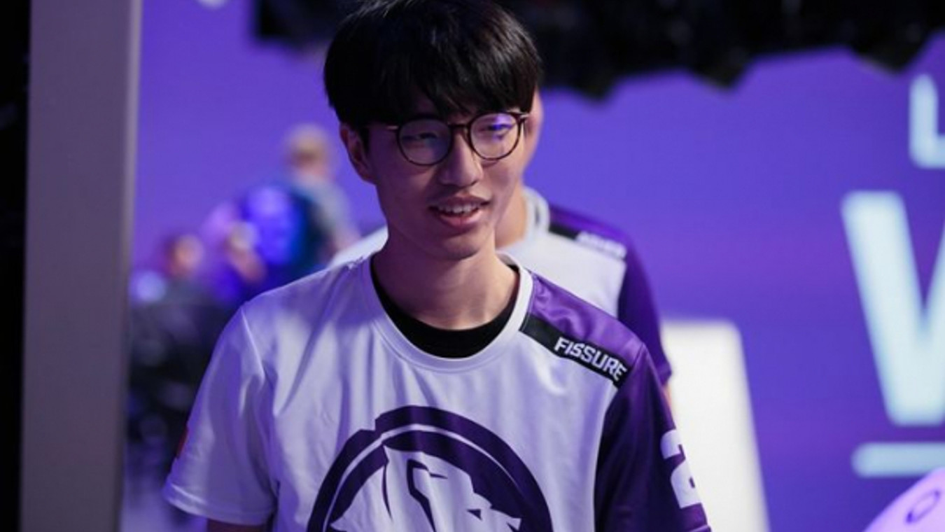 Fissure fined $3K after leaking Overwatch League information