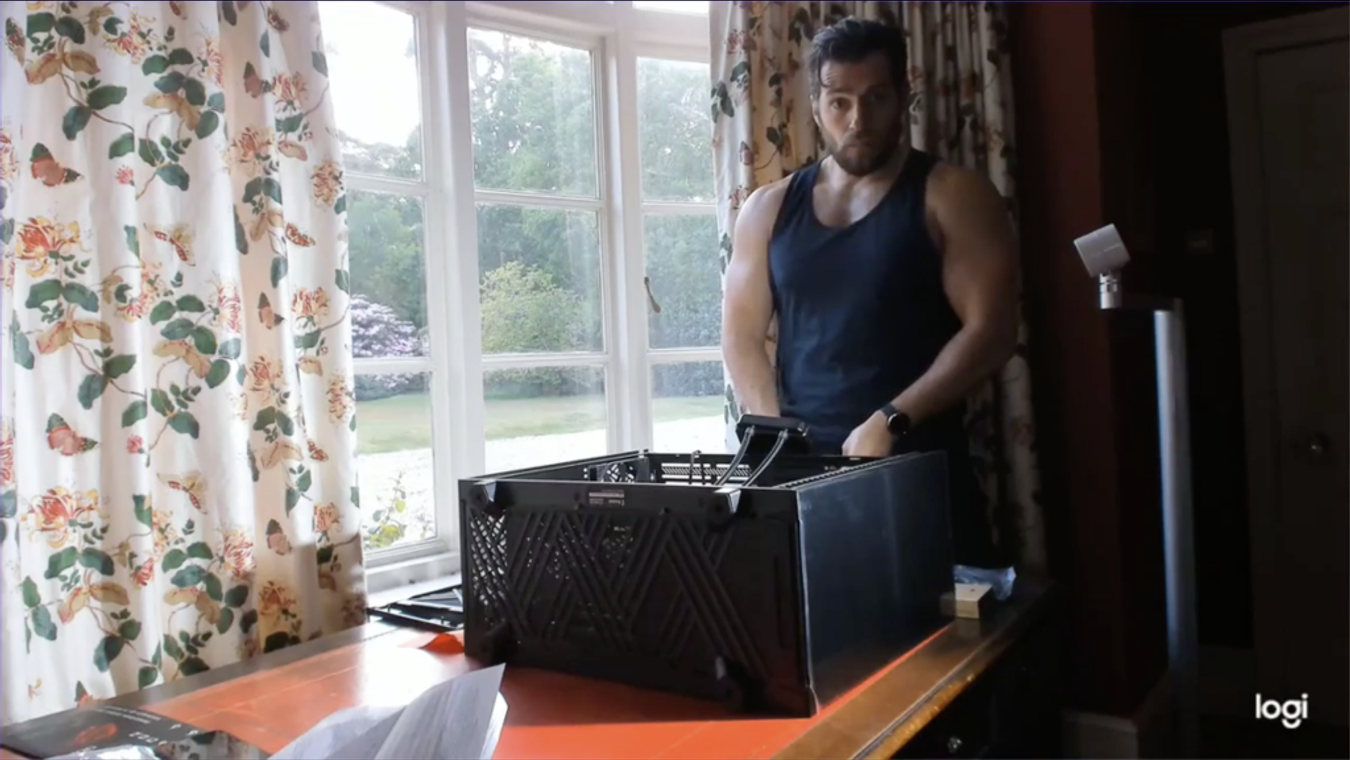 Henry Cavill building a gaming PC shows it's even a struggle for a Witcher