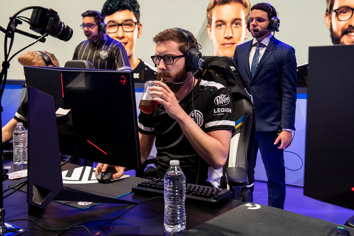 Bjergsen re-signs with TSM, becomes part owner