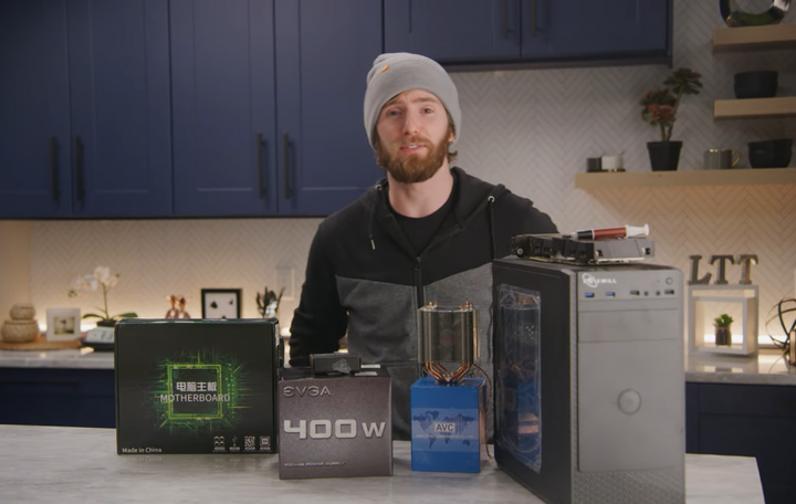 Linus builds $500 PC that matches performance of Xbox Series X