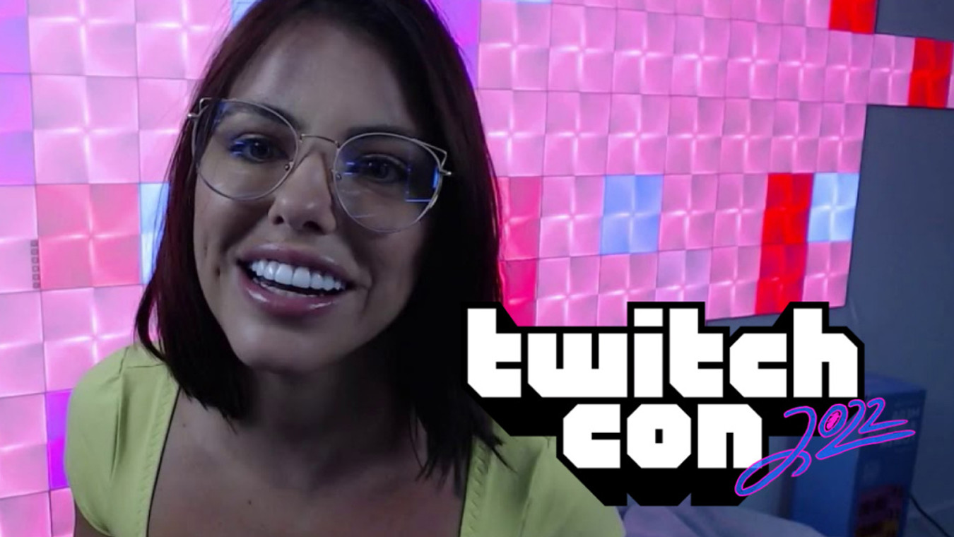 Twitch Streamer Adriana Chechik Breaks Her Back At TwitchCon (Update)