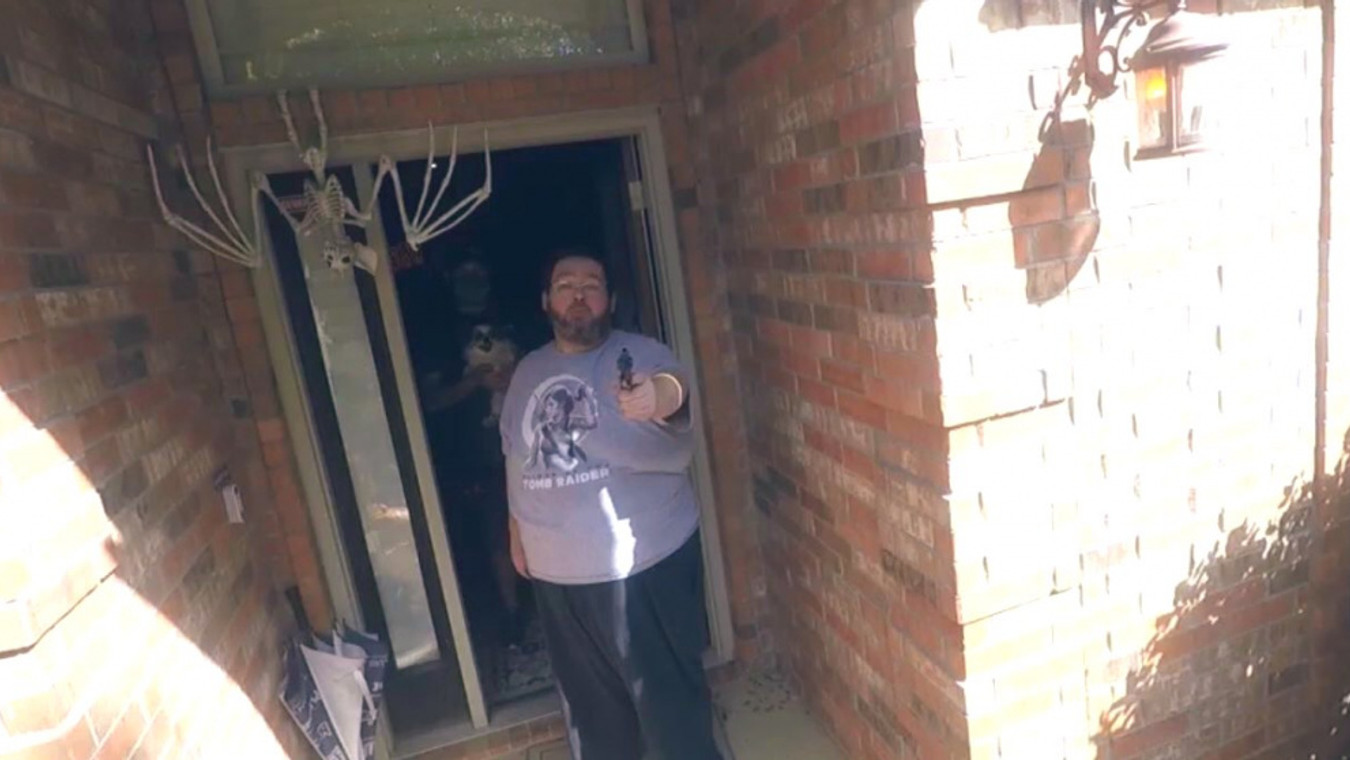 Warrant out for YouTuber Boogie2988's arrest following gun incident