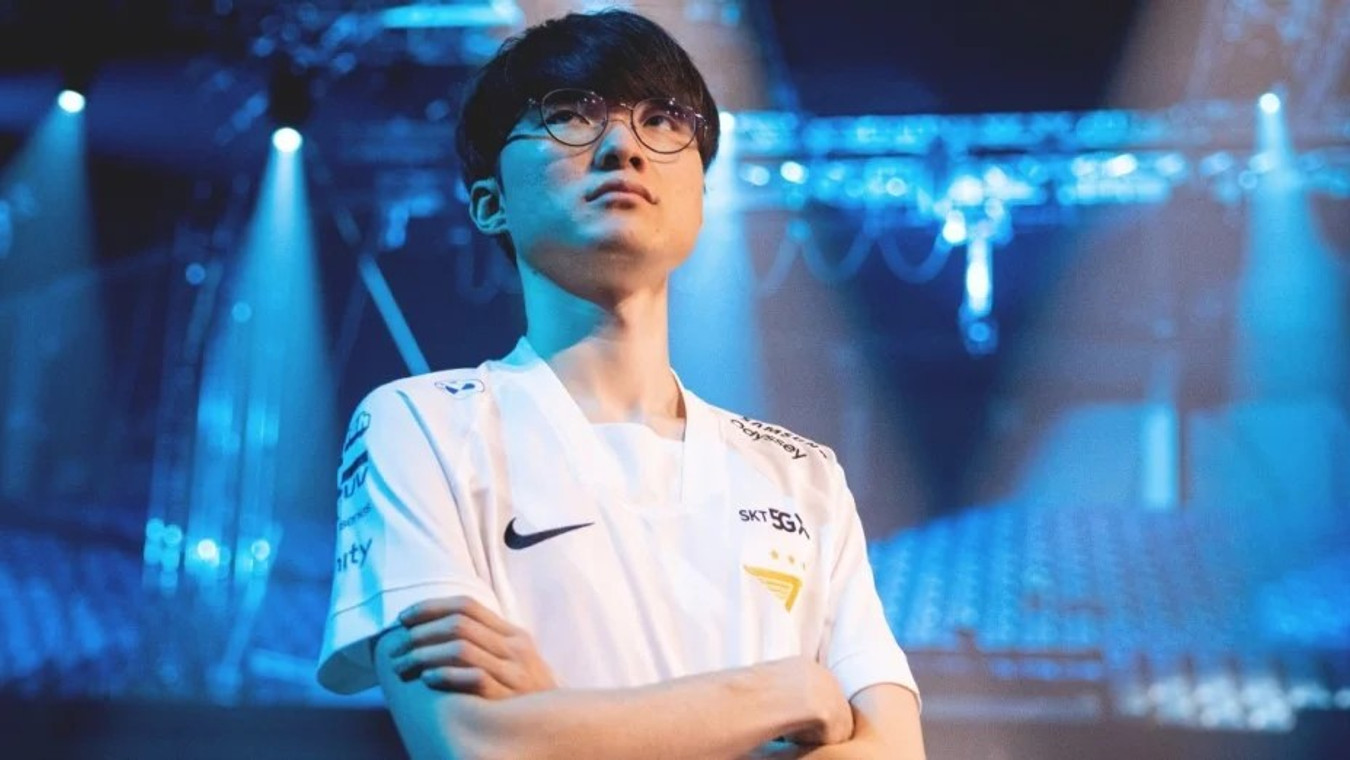 Faker becomes second LoL player to play 1,000 competitive games