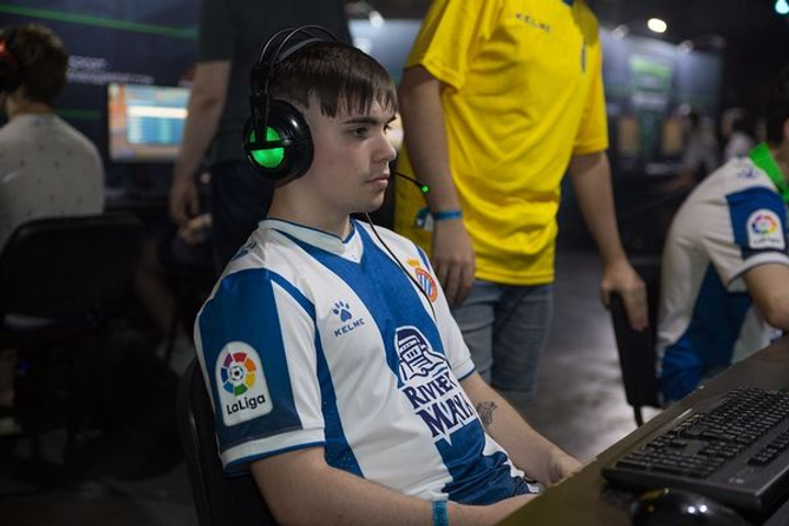 White Demons pick up Zamué to complete RLCS 11 roster