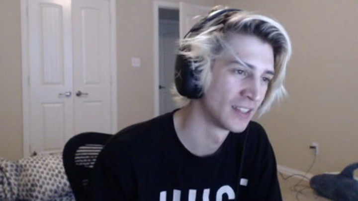 xQc's room tour leaves Twitch fans grossed out