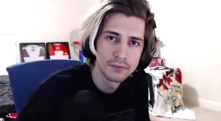 xQc reveals daily police raids as reason for heading back to Canada