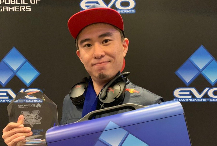 Bonchan claims SFV Championship at EVO 2019