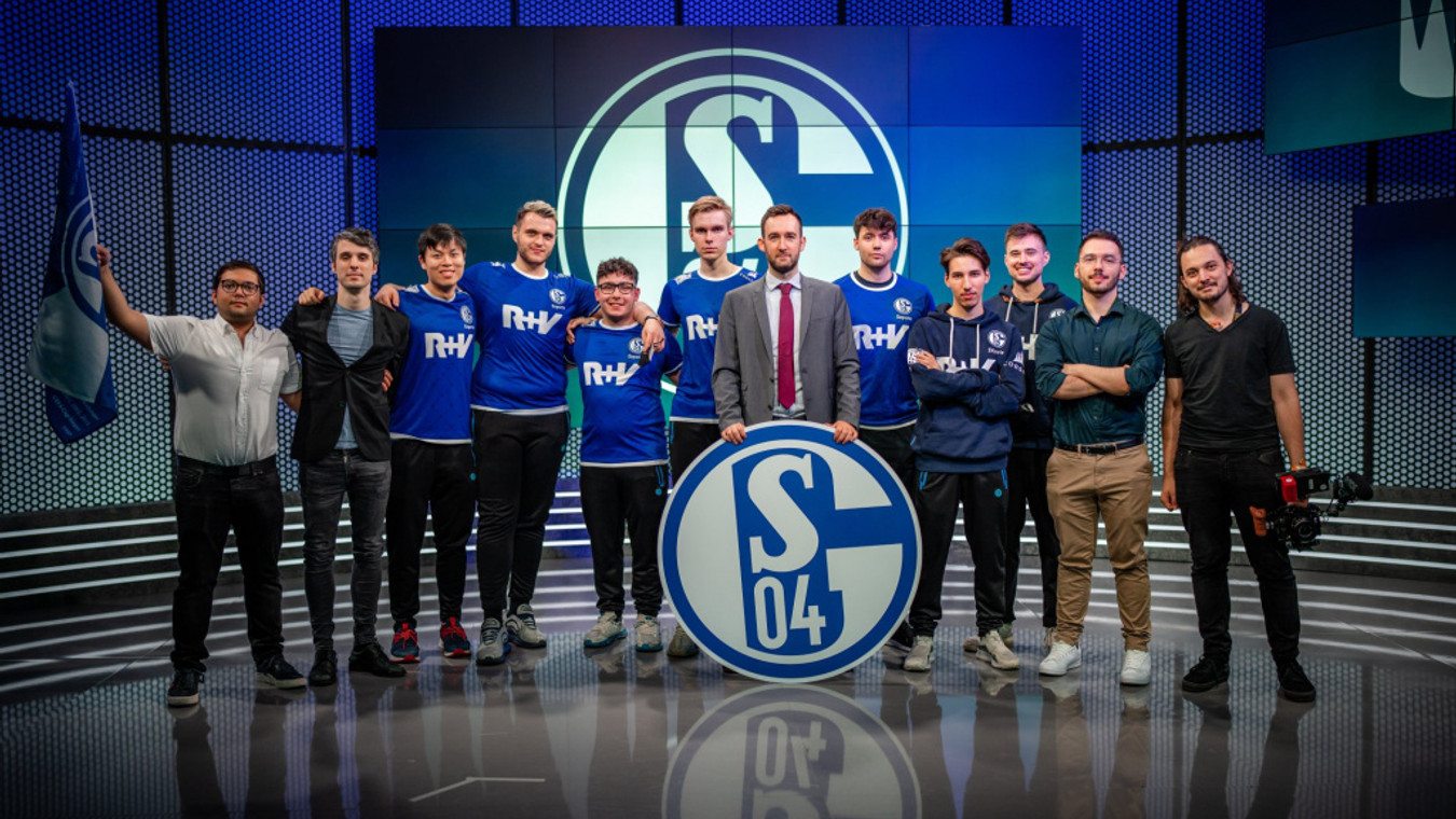 Schalke 04 bids farewell to LEC after defeat against Fnatic