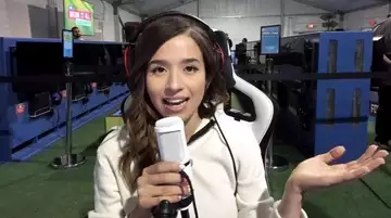 Pokimane email accidentally leaked while streaming Call of Duty for the first time
