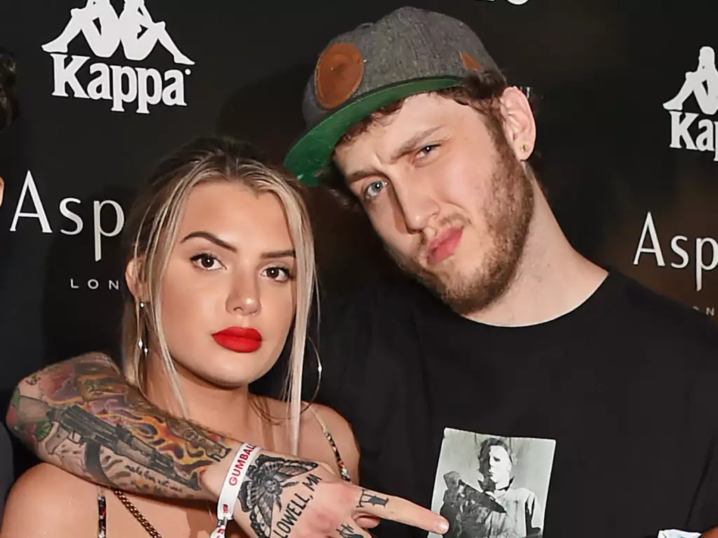 Alissa Violet and FaZe Banks were previously romantically involved but split in 2019. 