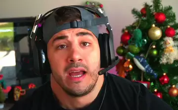 NICKMERCS claims friendly stream snipers help against Warzone cheaters: "I’m not complaining"