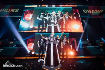 CR4ZY take trophy at DreamHack Open Rotterdam