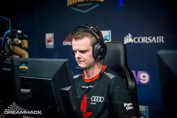 Astralis seek Xyp9x stand-in as the Danish superstar takes a break